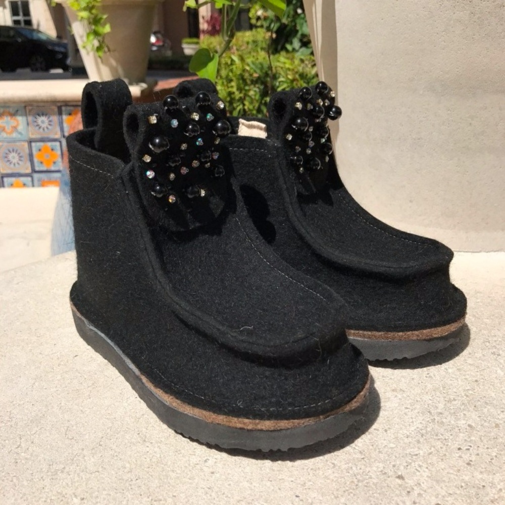 Winter /Fall Felt Shoes, hand made, Size 35